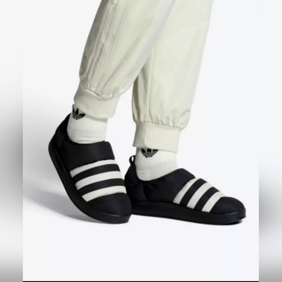 Adidas Puffylette slip-ons - Picture 1 of 9
